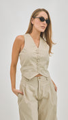 Carrie Vest Nude